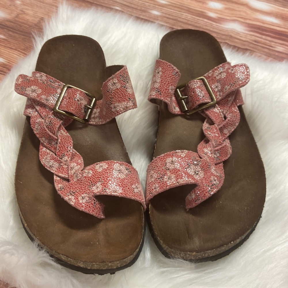 Sonoma Goods for Life Braid Strap Leather Sandals